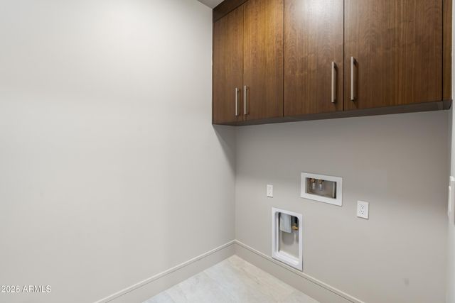 6800 N 39TH Place, Paradise Valley, AZ 85253