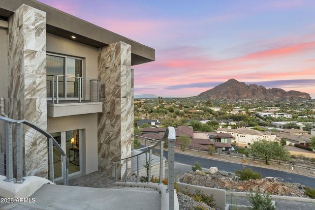 6800 N 39TH Place, Paradise Valley, AZ 85253