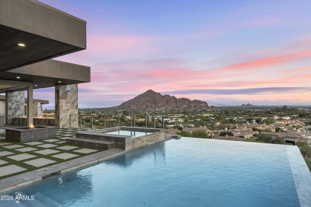 6800 N 39TH Place, Paradise Valley, AZ 85253