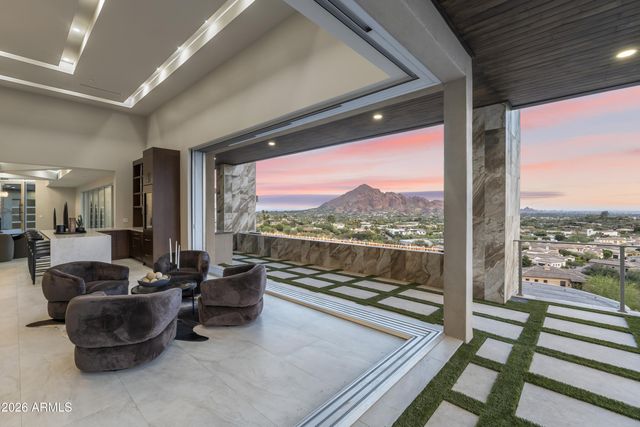 6800 N 39TH Place, Paradise Valley, AZ 85253