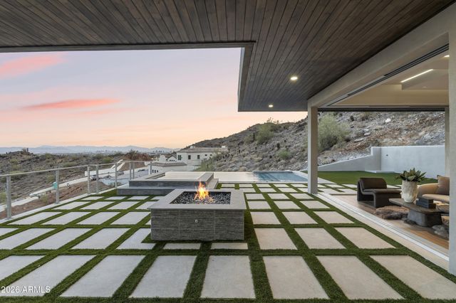 6800 N 39TH Place, Paradise Valley, AZ 85253