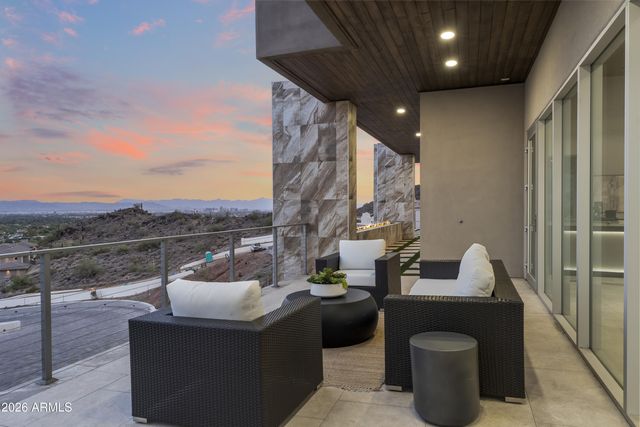 6800 N 39TH Place, Paradise Valley, AZ 85253