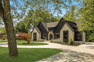 1415 Parker Pl, Brentwood, TN 37027