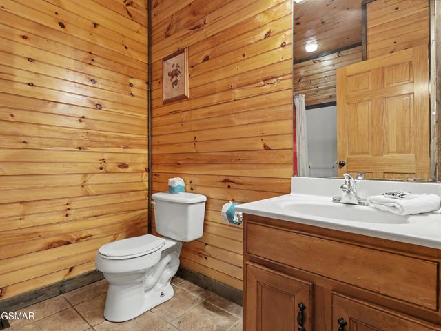 831 Spirit Loop Way, Gatlinburg, TN 37738