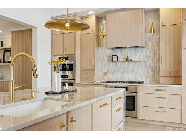 2552 E Alameda Ave 47, Denver, CO 80209