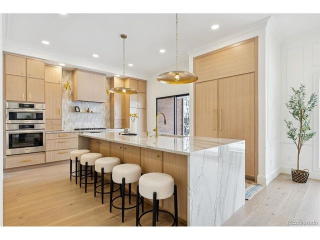 2552 E Alameda Ave 47, Denver, CO 80209