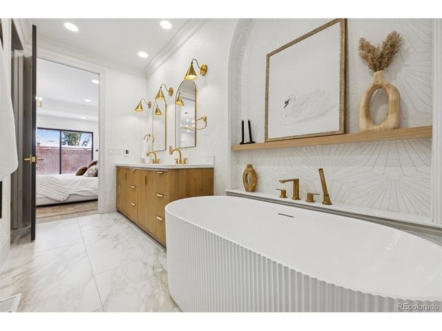 2552 E Alameda Ave 47, Denver, CO 80209