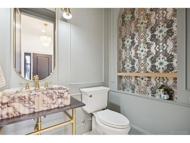 2552 E Alameda Ave 47, Denver, CO 80209