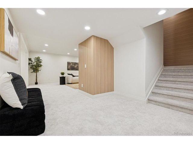 2552 E Alameda Ave 47, Denver, CO 80209