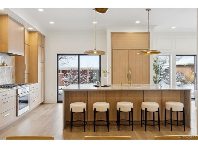 2552 E Alameda Ave 47, Denver, CO 80209