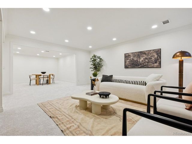 2552 E Alameda Ave 47, Denver, CO 80209