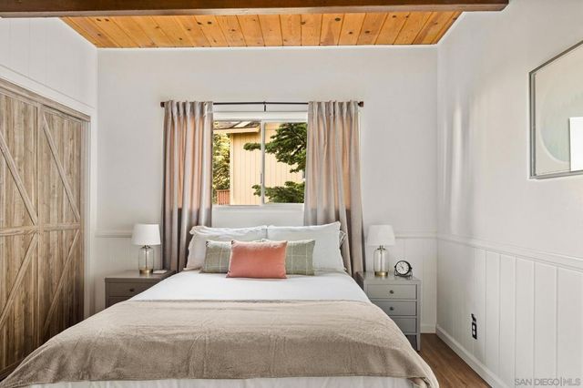 720 Buckingham Sq, Lake Arrowhead, CA 92352