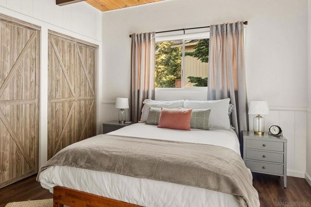 720 Buckingham Sq, Lake Arrowhead, CA 92352