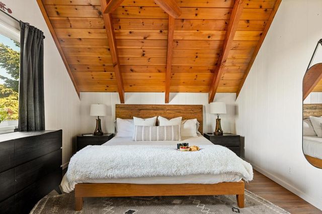 720 Buckingham Sq, Lake Arrowhead, CA 92352