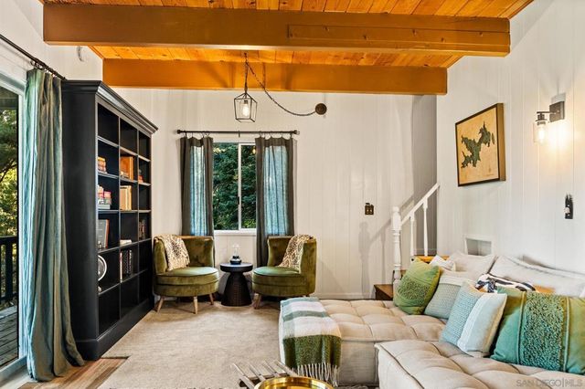 720 Buckingham Sq, Lake Arrowhead, CA 92352