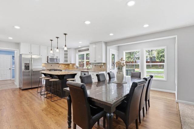 5113 E Zeus Ct, Mead, WA 99021