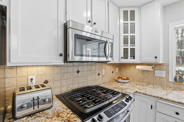 5113 E Zeus Ct, Mead, WA 99021