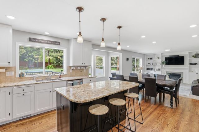5113 E Zeus Ct, Mead, WA 99021