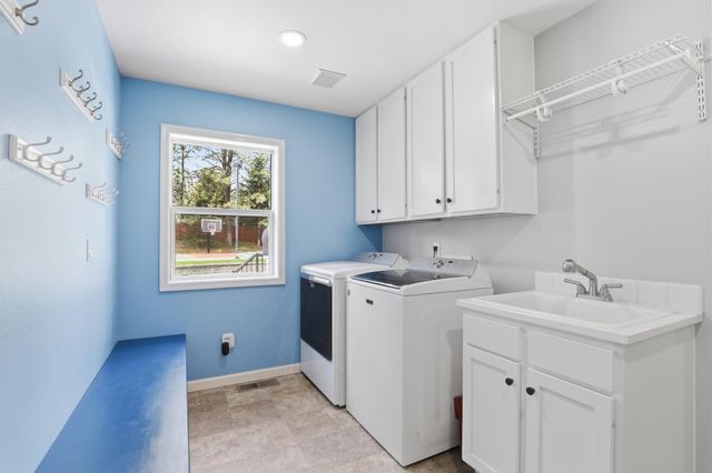5113 E Zeus Ct, Mead, WA 99021