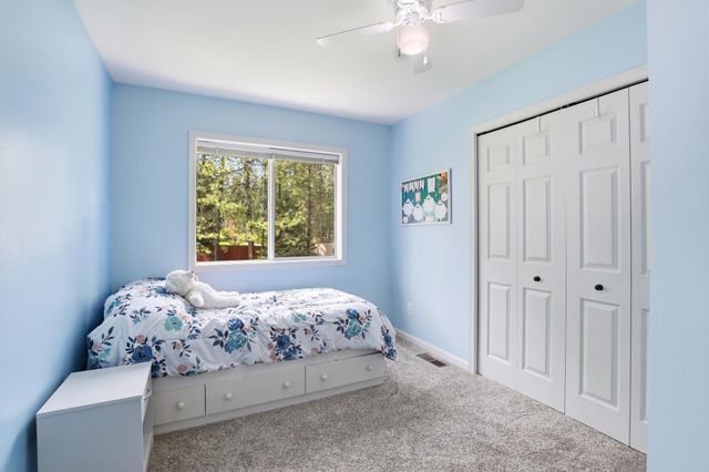 5113 E Zeus Ct, Mead, WA 99021