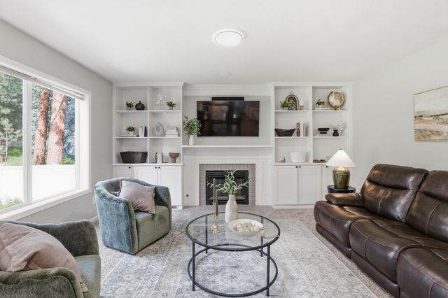 5113 E Zeus Ct, Mead, WA 99021
