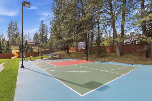 5113 E Zeus Ct, Mead, WA 99021