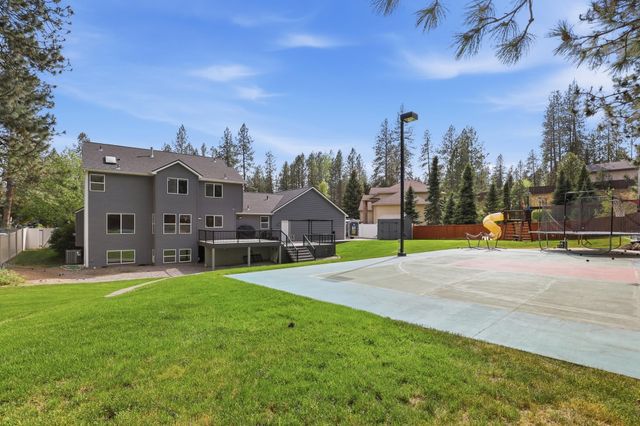 5113 E Zeus Ct, Mead, WA 99021