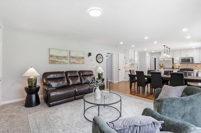 5113 E Zeus Ct, Mead, WA 99021