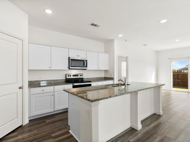 13344 Ridings Drive, Fort Worth, TX 76052