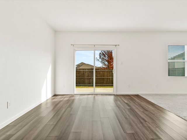 13344 Ridings Drive, Fort Worth, TX 76052