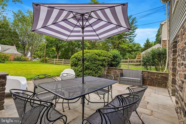 821 COOPERTOWN RD, Haverford, PA 19041