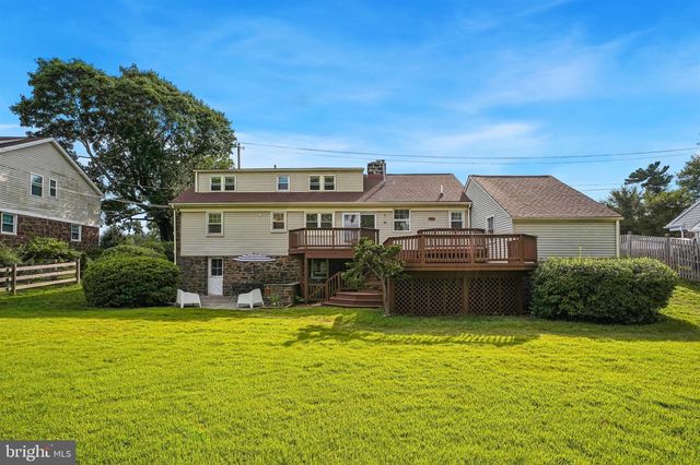 821 COOPERTOWN RD, Haverford, PA 19041