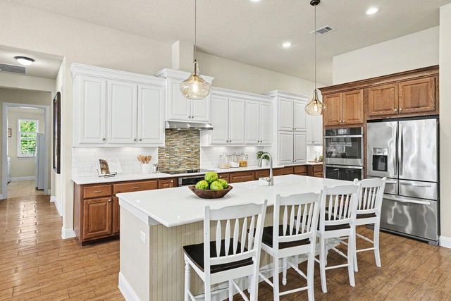 335 Bold Sundown, Liberty Hill, TX 78642