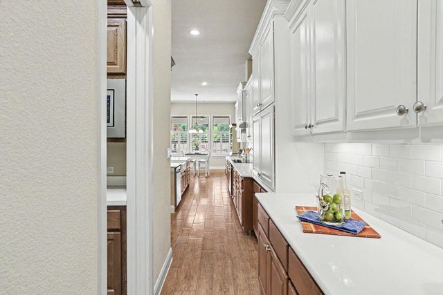335 Bold Sundown, Liberty Hill, TX 78642