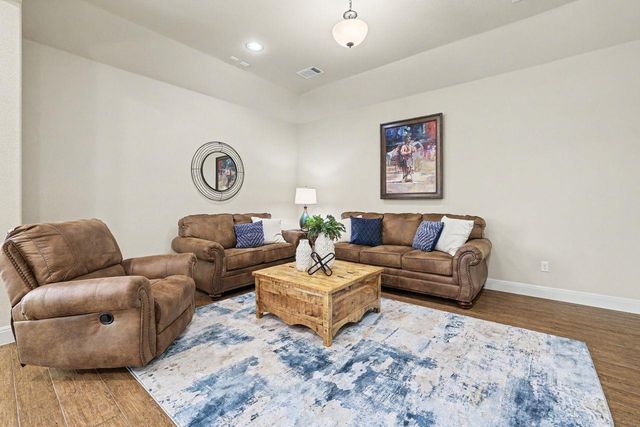 335 Bold Sundown, Liberty Hill, TX 78642