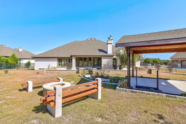 335 Bold Sundown, Liberty Hill, TX 78642