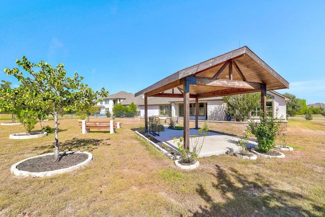 335 Bold Sundown, Liberty Hill, TX 78642