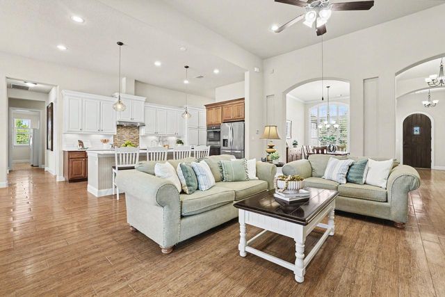 335 Bold Sundown, Liberty Hill, TX 78642