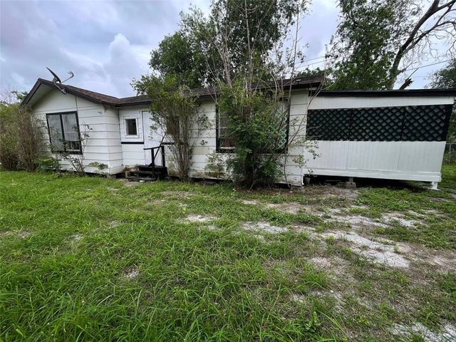 317 Cheyenne St, Corpus Christi, TX 78405