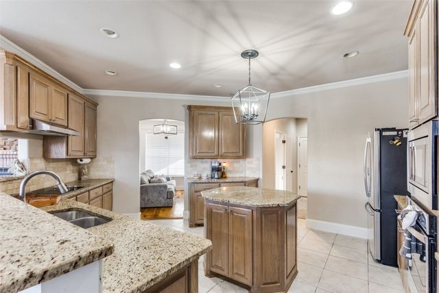 200 Applewood Lane, Haslet, TX 76052