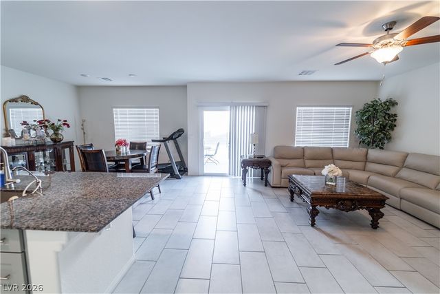 7711 Duran Harbor Lane, North Las Vegas, NV 89084