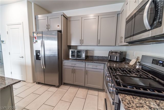 7711 Duran Harbor Lane, North Las Vegas, NV 89084