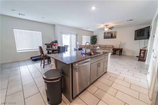 7711 Duran Harbor Lane, North Las Vegas, NV 89084