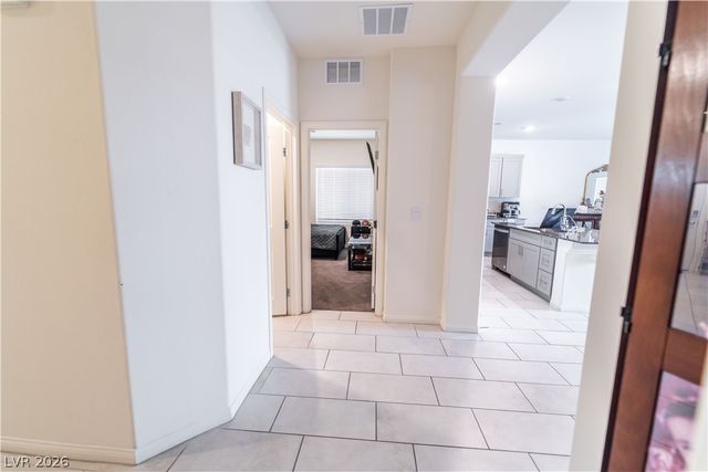 7711 Duran Harbor Lane, North Las Vegas, NV 89084