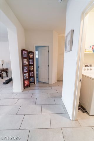 7711 Duran Harbor Lane, North Las Vegas, NV 89084