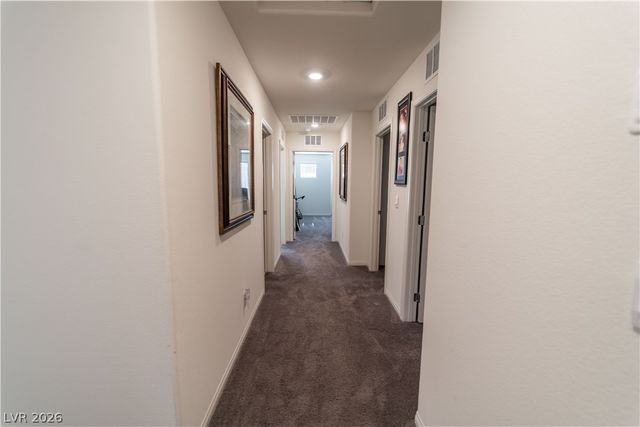 7711 Duran Harbor Lane, North Las Vegas, NV 89084