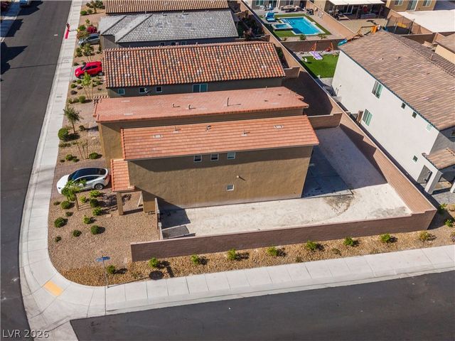 7711 Duran Harbor Lane, North Las Vegas, NV 89084