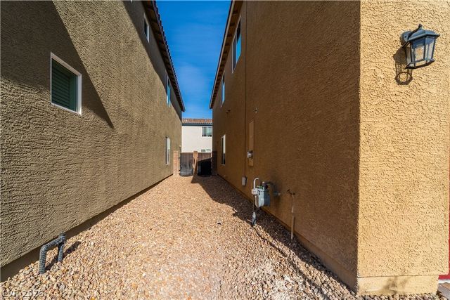 7711 Duran Harbor Lane, North Las Vegas, NV 89084