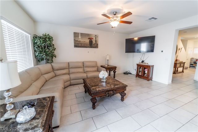 7711 Duran Harbor Lane, North Las Vegas, NV 89084