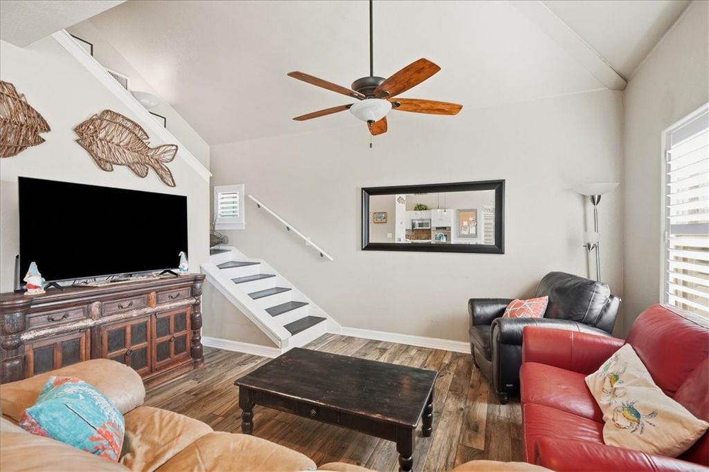 634 Dolphin Cir, Port Aransas, TX 78373 — photo 3